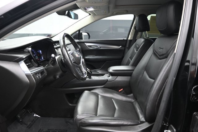 Used 2019 Cadillac XT5 Luxury FWD image 6