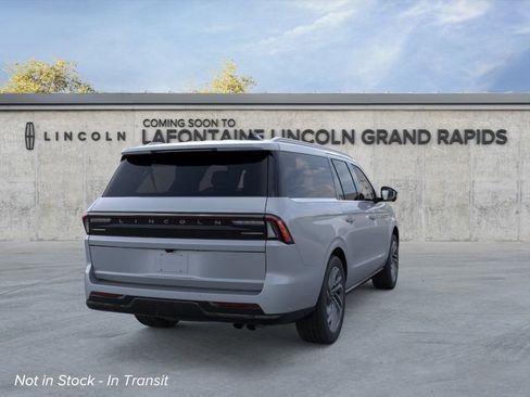 New 2026 Lincoln Navigator L Reserve AWD/4WD image 8