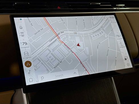 Certified 2025 Land Rover Range Rover Long Wheelbase SE image 30