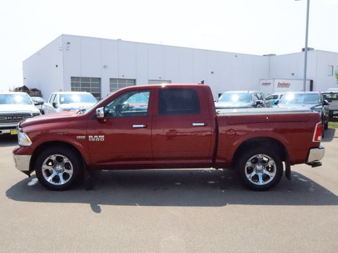 Used 2014 RAM 1500 Laramie w/ Convenience Group AWD/4WD image 4