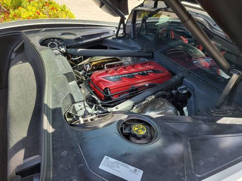 Used 2023 Chevrolet Corvette Stingray Preferred Cpe w/ Z51 Performance Package RWD image 12
