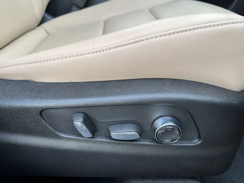 Used 2024 Cadillac XT4 Premium Luxury w/ Active Safety Package image 21