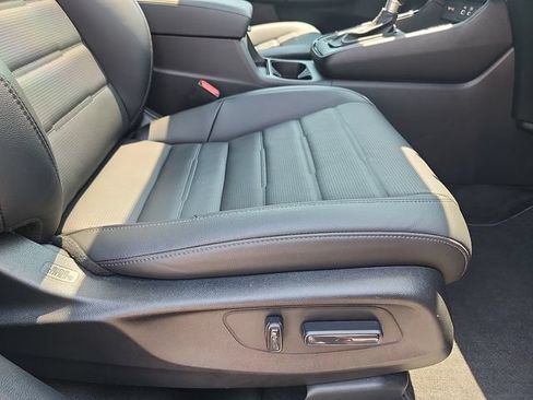 Used 2025 Honda CR-V EX-L image 33