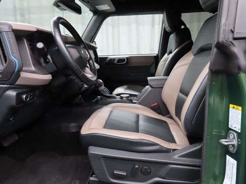 Used 2024 Ford Bronco Wildtrak image 9