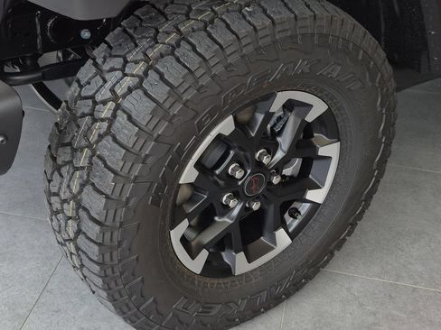 New 2026 Jeep Gladiator Rubicon AWD/4WD image 10