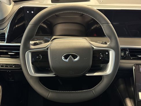 New 2026 INFINITI QX80 Luxe image 14