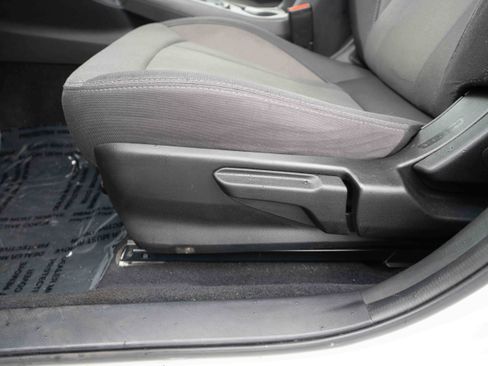 Used 2024 Subaru Crosstrek 2.0i AWD/4WD image 12