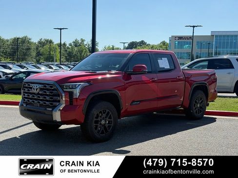 Used 2024 Toyota Tundra Platinum AWD/4WD image 3
