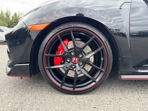 Used 2018 Honda Civic Type R image 15