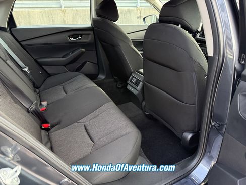 Certified 2025 Honda Accord SE image 10