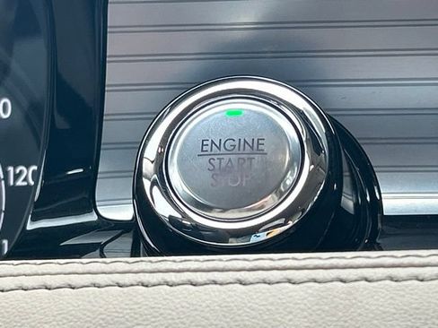 Used 2022 Lincoln Corsair AWD w/ Equipment Group 101A image 64
