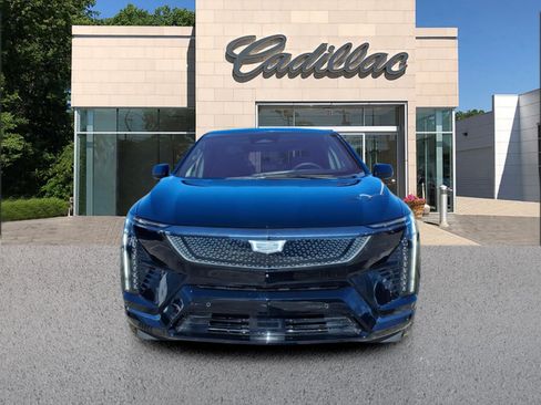 New 2026 Cadillac Optiq Sport 2 image 8
