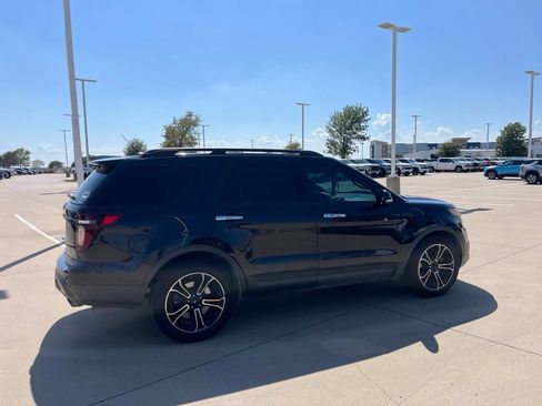 Used 2014 Ford Explorer Sport w/ Equipment Group 401A AWD/4WD image 5