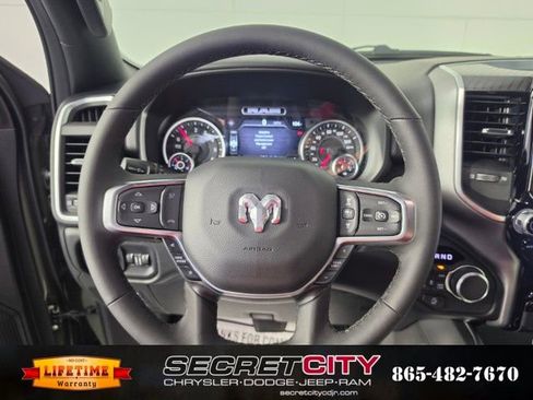 New 2026 RAM 1500 Big Horn AWD/4WD image 15