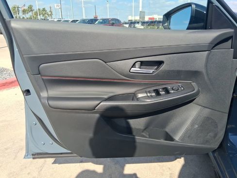 New 2026 Nissan Sentra SR w/ Floor Mat Package FWD image 21