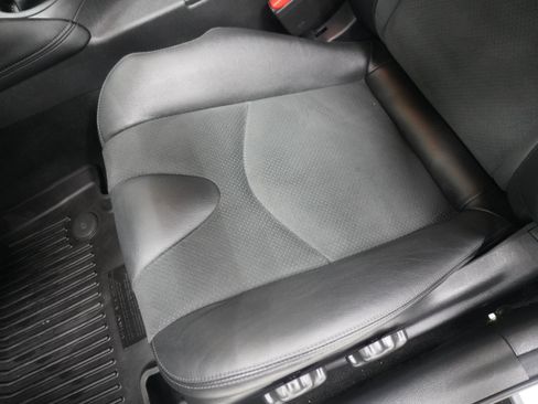 Used 2023 Nissan Z w/ Floor Mat Package (L93) RWD image 13