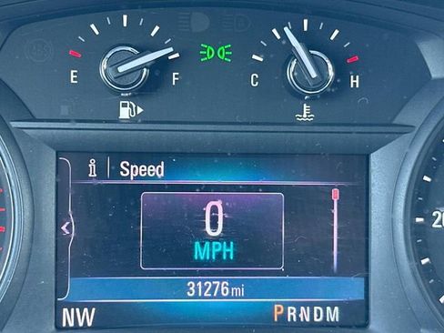 Used 2022 Buick Encore Preferred w/ Safety Package image 24