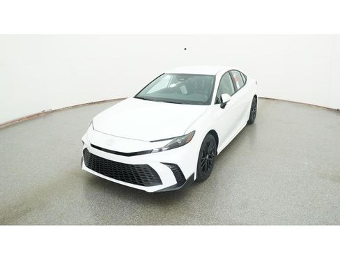 New 2026 Toyota Camry SE image 16