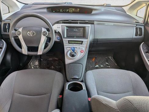 Used 2015 Toyota Prius Three FWD image 16