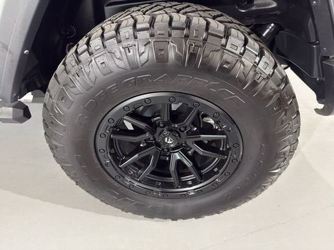 Used 2024 Jeep Wrangler Unlimited Sport AWD/4WD image 6