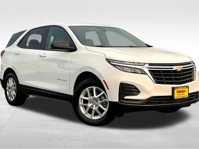 Used 2022 Chevrolet Equinox LS w/ LS Convenience Package