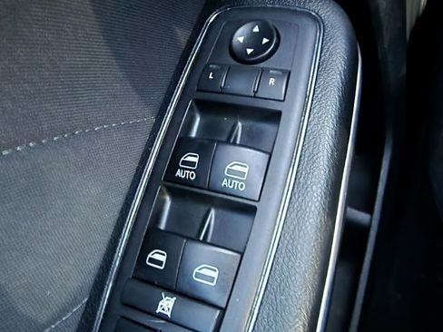 Used 2018 Dodge Charger R/T Scat Pack image 23