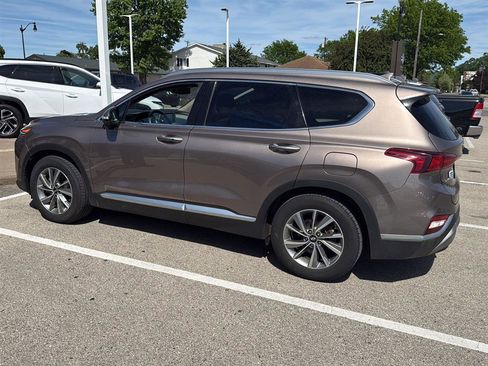 Used 2020 Hyundai Santa Fe SEL w/ Convenience + Premium Package AWD/4WD image 18