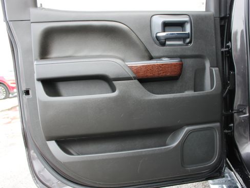 Used 2014 GMC Sierra 1500 SLT w/ SLT Crew Cab Value Package image 37