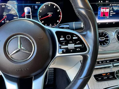 Used 2019 Mercedes-Benz E 450 Cabriolet image 22