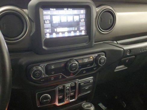Used 2021 Jeep Wrangler Unlimited Sport AWD/4WD image 25