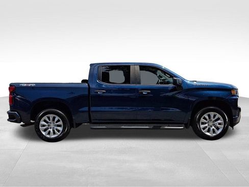 Certified 2020 Chevrolet Silverado 1500 Custom w/ Custom Value Package AWD/4WD image 8