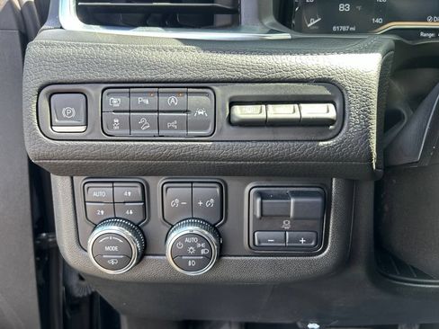 Used 2024 GMC Yukon Denali w/ Denali Reserve Package AWD/4WD image 22