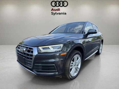 Used 2020 Audi Q5 2.0T Premium Plus w/ Premium Plus Package AWD/4WD image 3