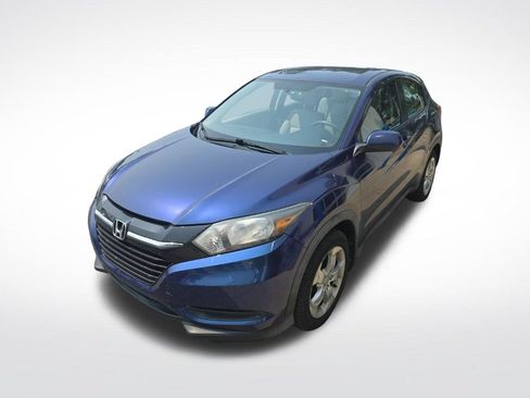 Used 2016 Honda HR-V LX image 3