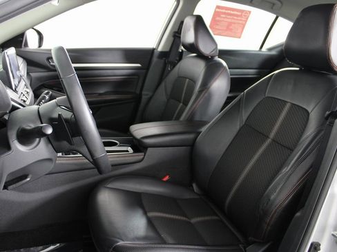 Certified 2023 Nissan Altima 2.5 SR image 16