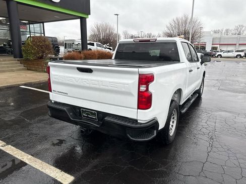 Used 2022 Chevrolet Silverado 1500 W/T w/ WT Value Package AWD/4WD image 9
