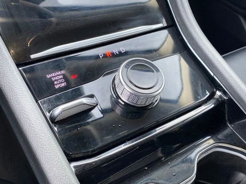 Used 2023 Jeep Grand Cherokee Limited image 12