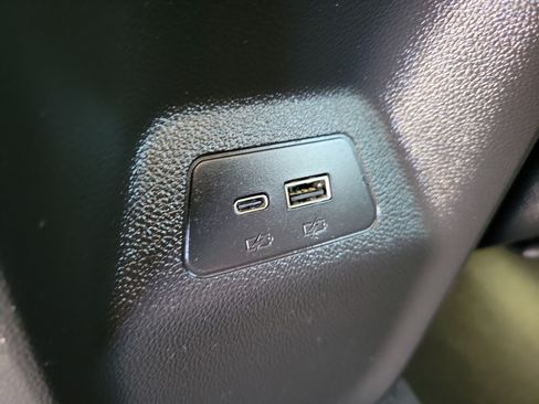 Used 2024 Buick Envision Preferred AWD/4WD image 13