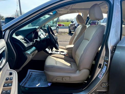 Used 2015 Subaru Legacy 2.5i Premium w/ Moonroof Package image 17