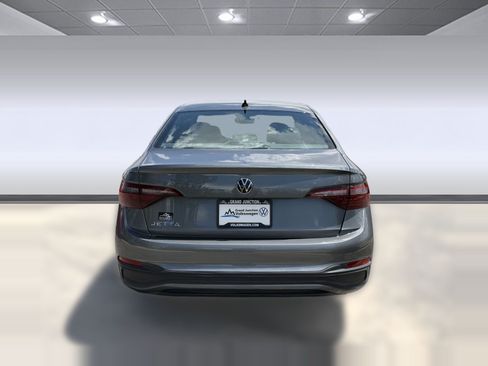 Used 2024 Volkswagen Jetta Sport FWD image 4