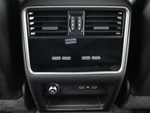 Certified 2026 Porsche Cayenne Turbo GT AWD/4WD image 8