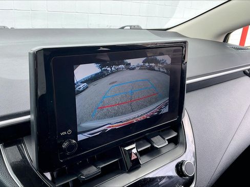 Used 2024 Toyota Corolla LE FWD image 26