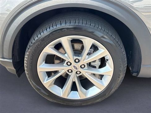 Certified 2023 Ford Explorer Platinum w/ Equipment Group 601A AWD/4WD image 13