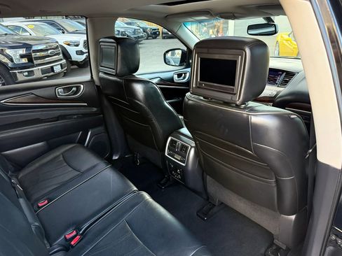 Used 2013 INFINITI JX35 AWD w/ Premium Pkg image 19