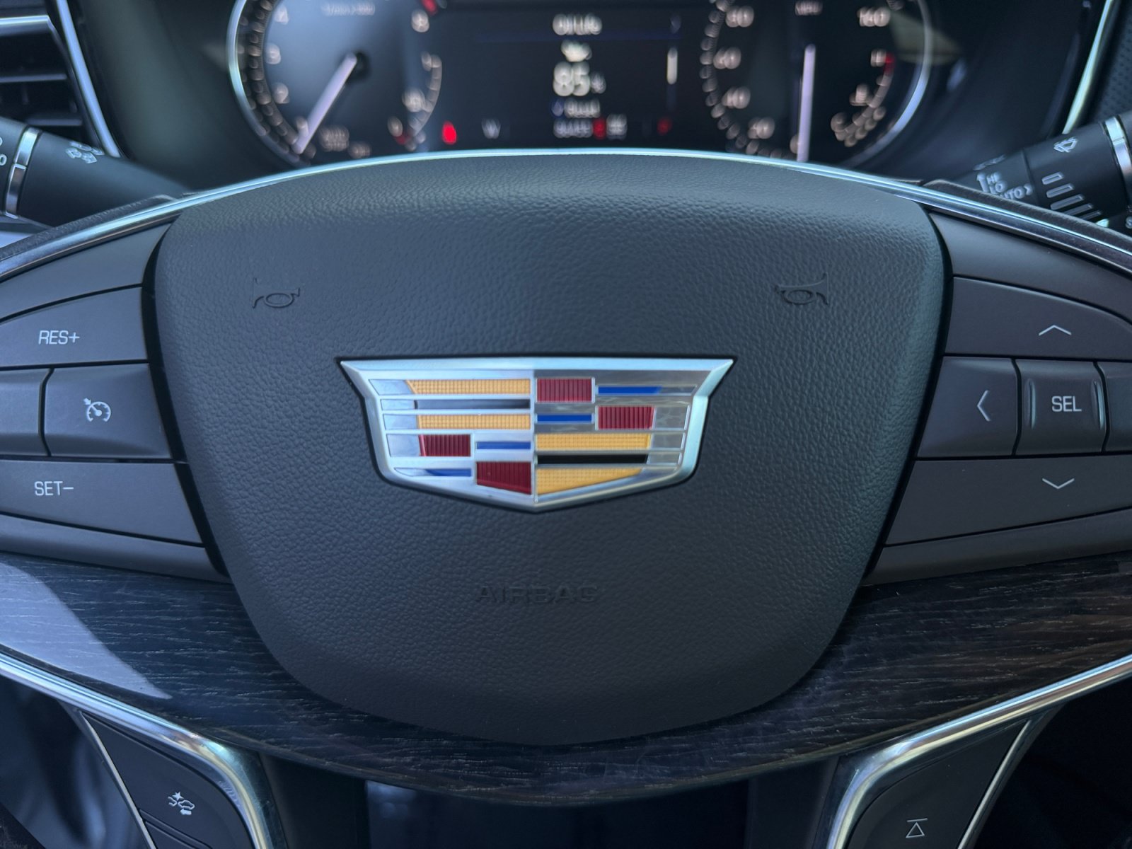 Used 2021 Cadillac XT5 Premium Luxury AWD/4WD image 23