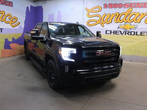 Used 2020 GMC Sierra 1500 Elevation image 2