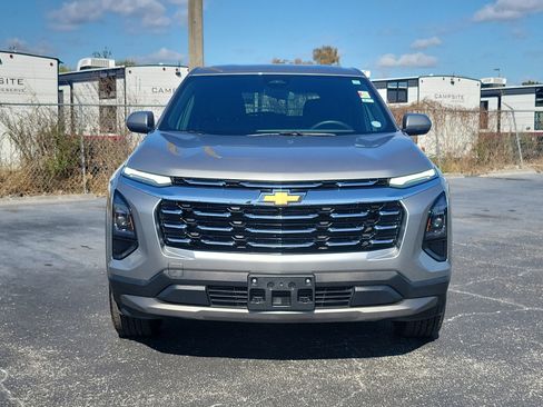 Used 2025 Chevrolet Equinox LT image 2