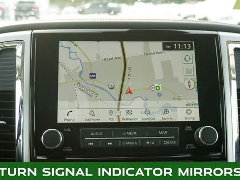 Used 2021 Nissan Titan SL w/ Moonroof Package image 17