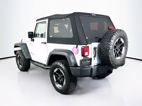 Used 2015 Jeep Wrangler Sport image 5
