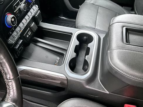 Used 2022 Chevrolet Silverado 3500 LTZ w/ LTZ Plus Package image 17